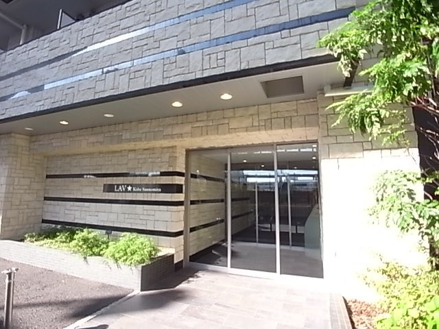 LAV神戸三宮のエントランス