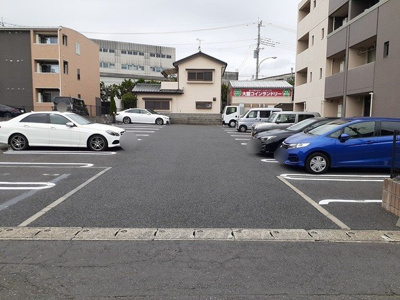 【駐車場】 | プレッソⅡ | 駐車場があるので、車を買う予定の方も安心です。月額7700円。