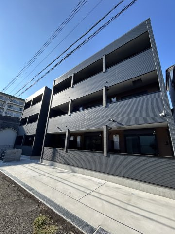 GAZELLE NOAH尼崎次屋の外観