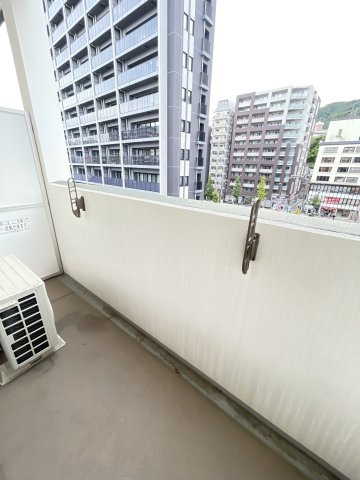 スワンズ新神戸ウィータのバルコニー