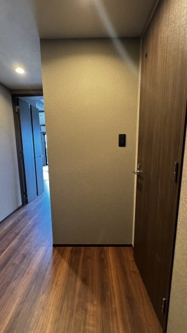 MODERN ASPIRATION 箱崎AXIA の玄関