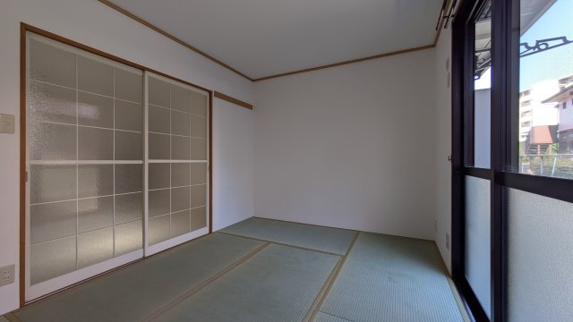 【寝室】