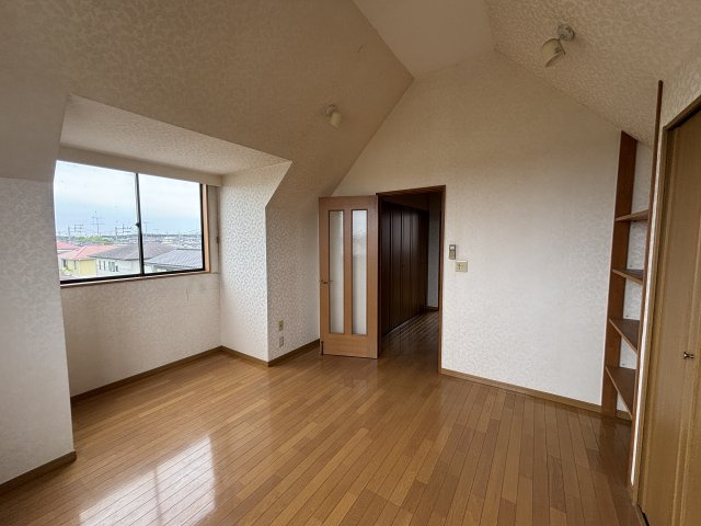 阿見中央住宅の洋室|明るい洋室です