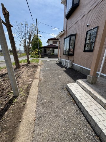 阿見中央住宅の駐車場|居住用は2台分の駐車スペースがあります（縦列）