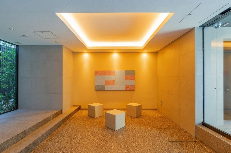 コスモグラシア新宿西早稲田のロビー