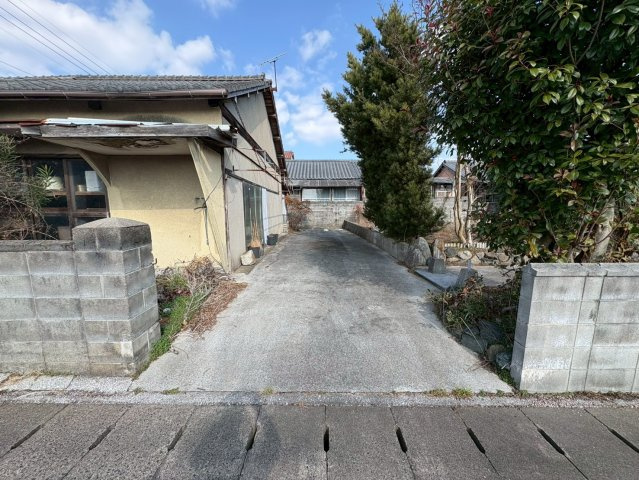 福智町赤池戸建ての駐車場