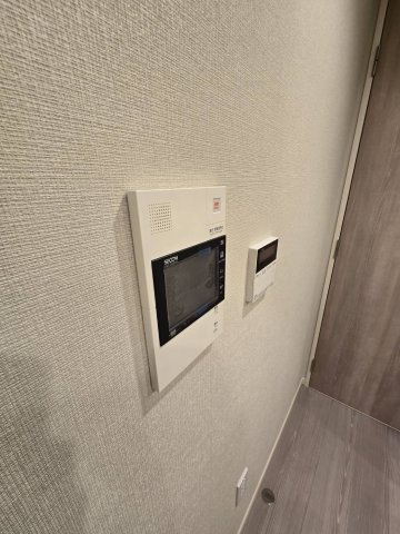 クリオラベルヴィ呉服町の防犯設備|テレビモニター付きインターホンなので安心ですね♪