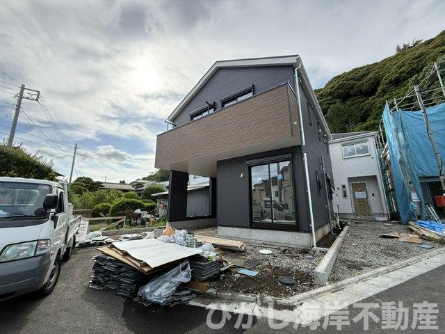 藤沢市城南２丁目　　新築戸建　全７棟の外観|6月8日撮影　建築中　現地外観