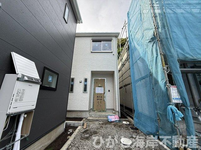 藤沢市城南２丁目　　新築戸建　全７棟の外観|6月8日撮影　建築中　現地外観