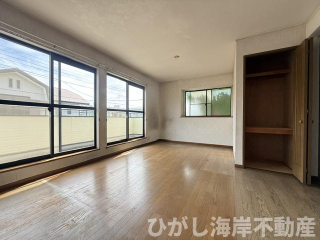 平塚市四之宮2丁目　 中古戸建のダイニング|5月9日撮影　リフォーム工事中　17帖　LDK
