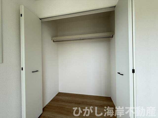 茅ヶ崎市室田３丁目　新築戸建　全２棟の収納|各居室　収納スペース付き