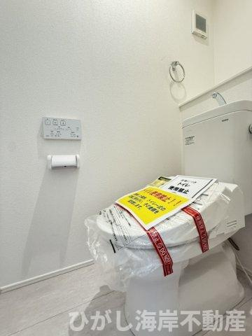 茅ヶ崎市室田３丁目　新築戸建　全２棟のトイレ|洗浄機能付きお手洗い