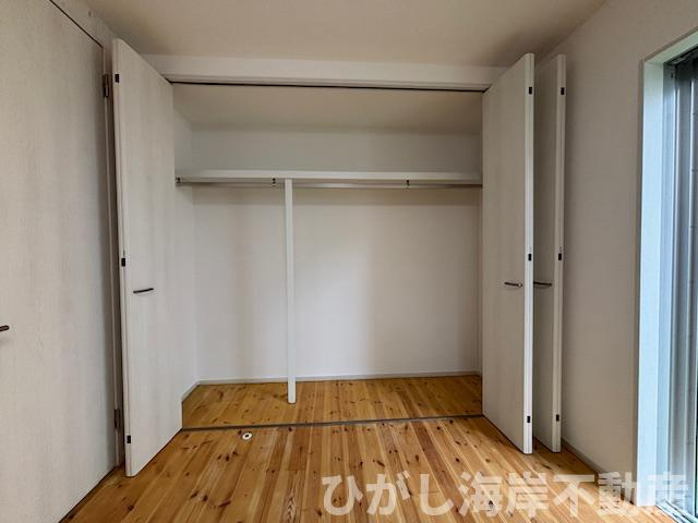 茅ヶ崎市松が丘2丁目　中古戸建の収納|新規リフォーム完了！　各居室　収納スペース付き