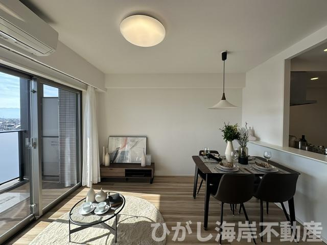 A-HOUSE茅ヶ崎の居間・リビング|新規リフォーム完了！　11.2帖　LDK