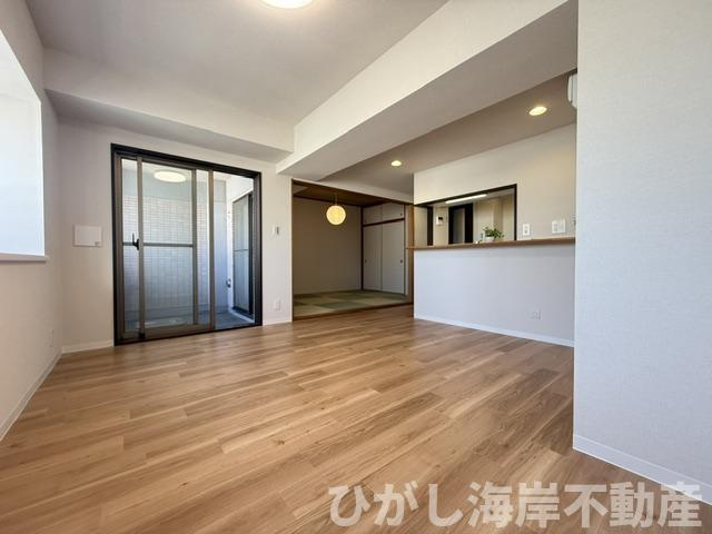 ライオンズシティ平塚のダイニング|新規リフォーム完了！　13.6帖　LDK