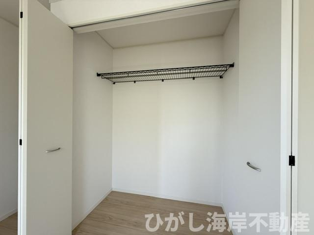 茅ヶ崎市中島　新築戸建　全２棟の収納|各居室　収納スペース付き