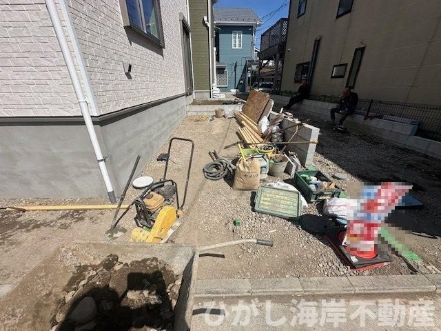 茅ヶ崎市中島　新築戸建　全２棟の駐車場|5月2日撮影　工事中　現地外観