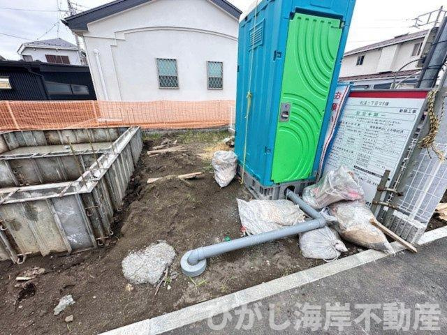 茅ヶ崎市松浪１丁目 　新築戸建　全４棟 の駐車場|4月27日撮影　建築中　駐車スペース