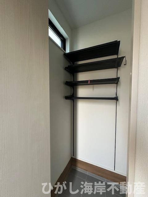 茅ヶ崎市中島　新築戸建　全４棟の構造・工法・仕様|シューズインクローゼット