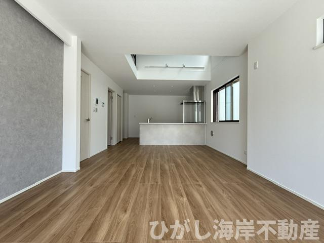 茅ヶ崎市中島　新築戸建　全４棟のキッチン|18.2帖　吹抜付LDK
