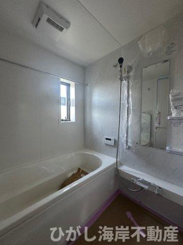 茅ヶ崎市中島　新築戸建　全４棟の浴室|4月26日撮影　建築中　一坪タイプのユニットバス

