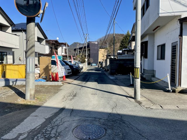 【前面道路含む現地写真】 | 【新築分譲住宅　～ LIGARE　リガーレ～　】 山形市大野目1丁目1期　全2棟 | 前面道路4.1幅です♪