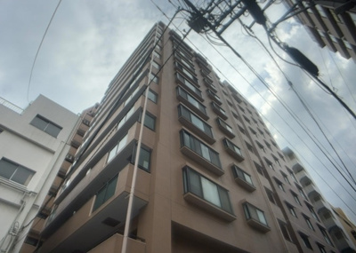 【構造・工法・仕様】 | ライオンズマンション八王子第７ | ＳＲＣ造は強度や耐震性の面でもRC造と比べて優れています。そのため、10階建以上の高層または超高層マンションなどの建築にも多く採用されています。柱や梁などのサイズが小さくても高い耐震性を確保できます。