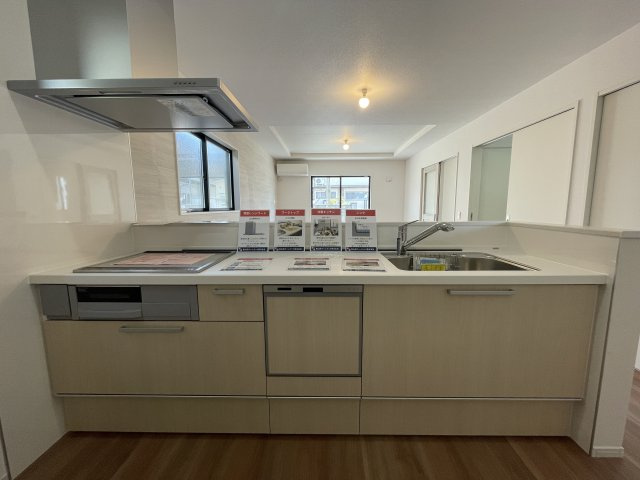 【キッチン】 | 【新築分譲住宅　～ LIGARE　リガーレ～　】 山形市大野目1丁目1期　全2棟 | （施工例）お料理を効率的に、楽しく。ママの毎日のお料理を効率的にしてくれる動線は「１分でも家事の時間を短縮したい」という思いを叶えてくれます(*^-^*)