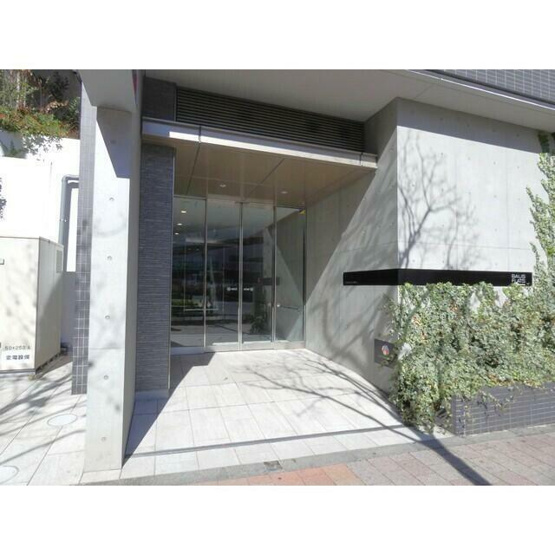 【エントランス】 | エムレジデンス中野坂上