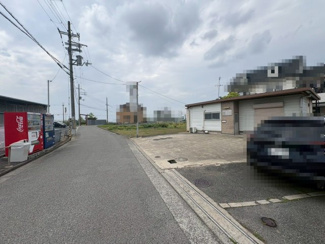 【前面道路含む現地写真】 | 田園　売土地 | 万代まで約857ｍ！毎日のお買い物に便利ですね！