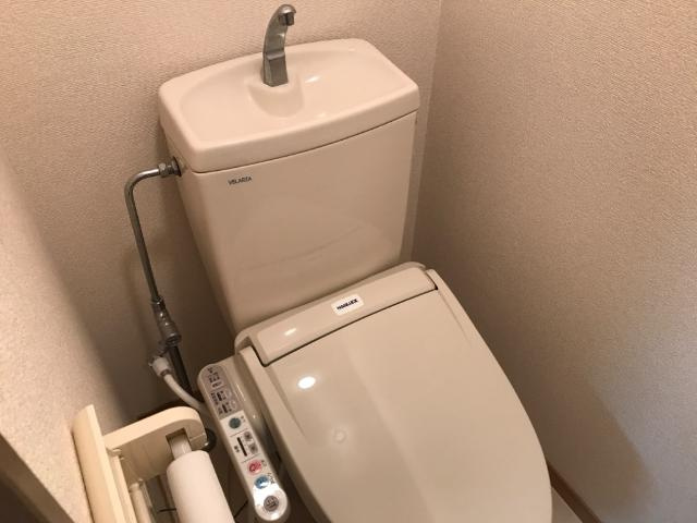 プチ　フォレのトイレ|シャワー付トイレ