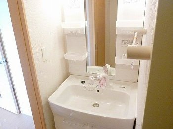ラフレシールあぼしＣの洗面所