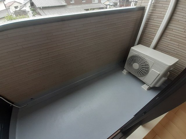 フェリア垣内のバルコニー