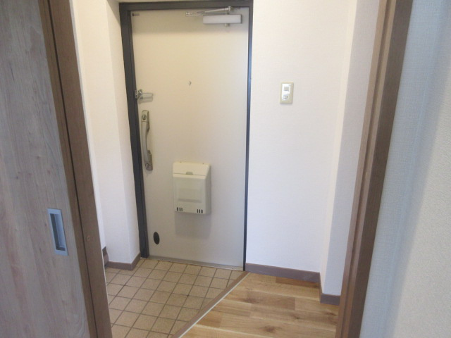 【玄関】 | 中登美団地B5号棟