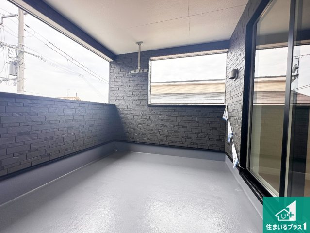 たつの市龍野町日山　第6期　新築一戸建てのバルコニー|ワイドバルコニーは洗濯物を干すスペースが広いのでご家族が多くても安心！