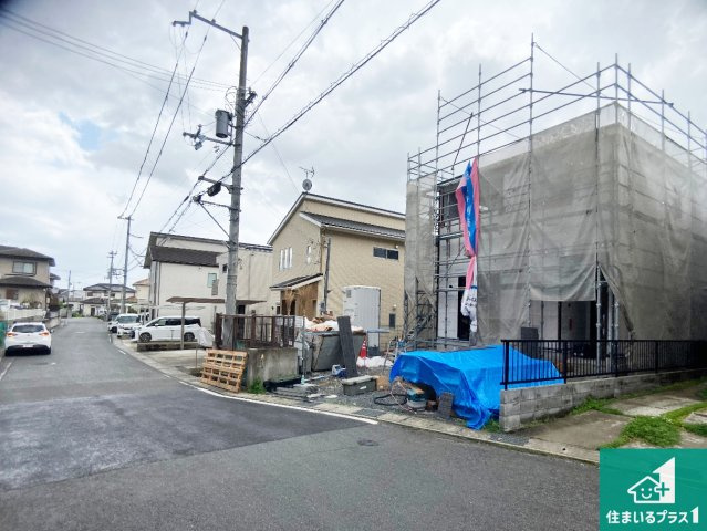 たつの市龍野町日山　第6期　新築一戸建ての前面道路含む現地写真|周辺は落ち着いた街並みの住宅地！子育てがしやすい住環境です！まだ未完成ですが、現地でしかわからない事もございます。是非一度ご覧ください。