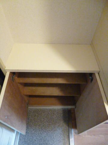 スカイコート池袋西の収納