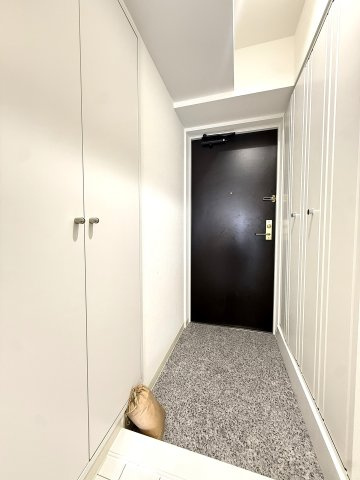 ハウスオブリザ琴似弐番館の玄関
