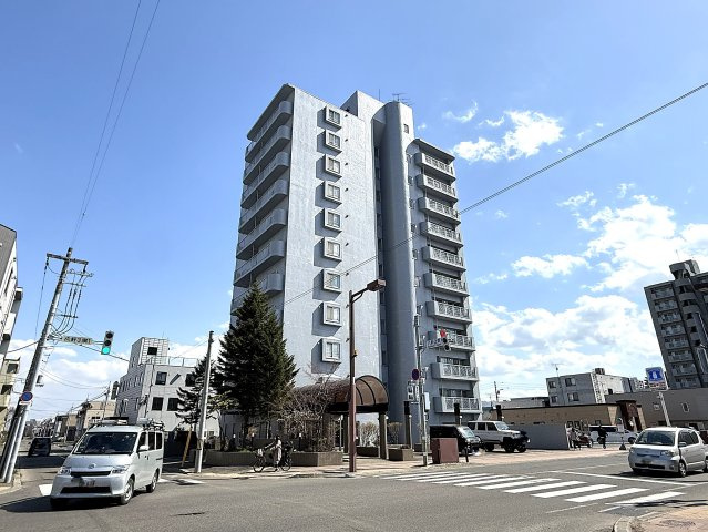 ハウスオブリザ琴似弐番館の外観