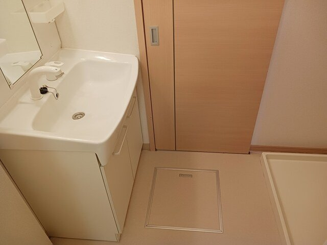 カルム　オーブドゥの洗面所|スペースが確保できる洗面所です