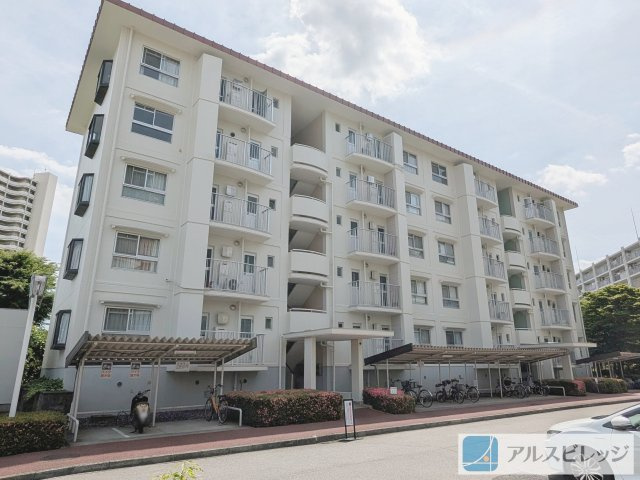 志木ニュータウン中央の森参番街弐号棟