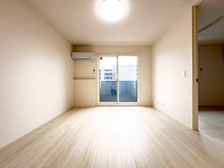 【居間・リビング】 | D-residence荘園A