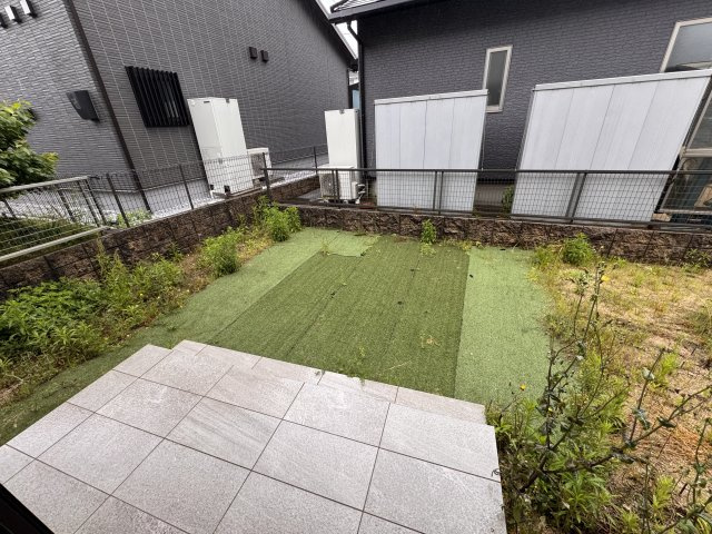 吉志新町一丁目　戸建の庭