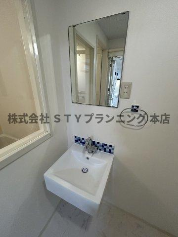 仲介手数料０円！ノヴェル大須の独立洗面台