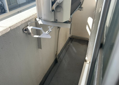 【バルコニー】 | メゾンドノア明神町 | バルコニーは、室外の専用スペースのうち、「屋根がなく開放された空間」であるものを指します。ベランダより広いタイプのものが多く、日当たりもよいため家庭菜園などを楽しみたい人にとって適した環境となります。