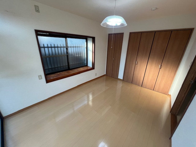 都城市都北町の中古一戸建の洋室