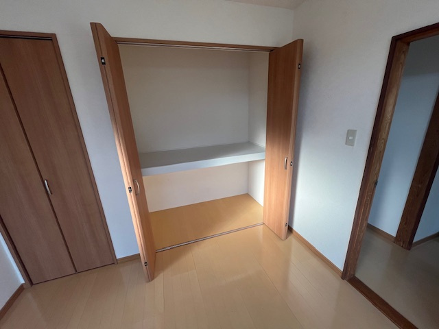 都城市都北町の中古一戸建の洋室