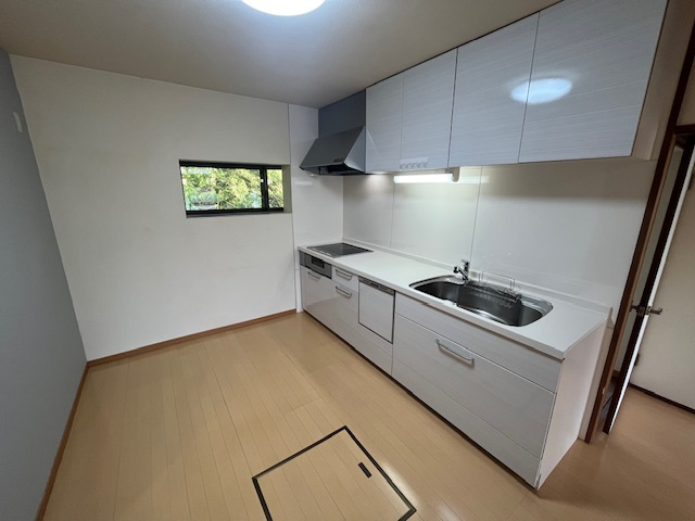 都城市都北町の中古一戸建のキッチン