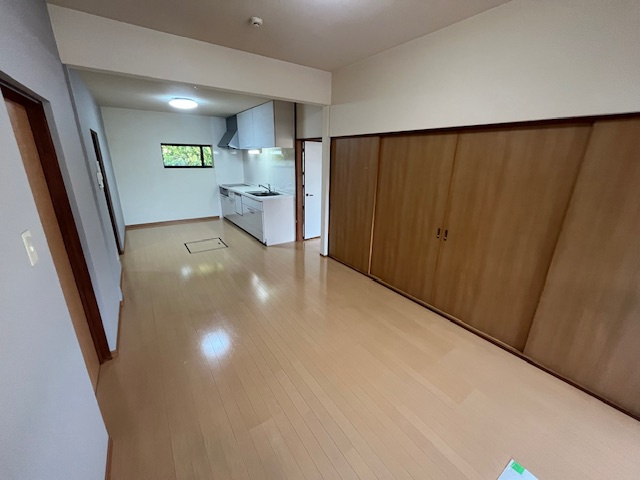 都城市都北町の中古一戸建の居間・リビング