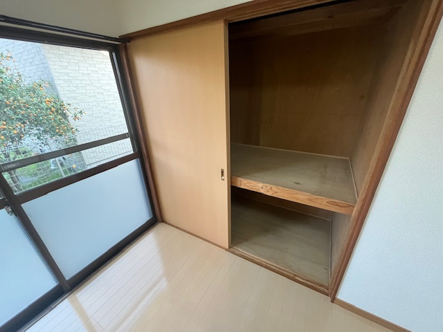 都城市都北町の中古一戸建の洋室